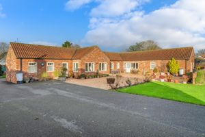 Holiday Cottages- click for photo gallery